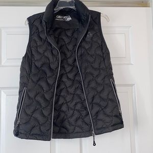 Gray Gerry vest. Like new, only worn a few times. Comes from smoke free home.